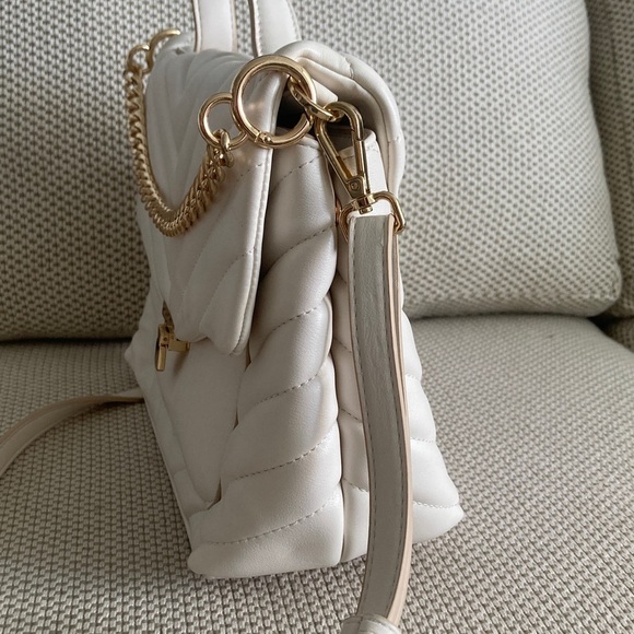 A New Day Beige Zip Pouch - Picture 5 of 5